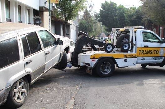 Retiran M&aacute;s de 170 Veh&iacute;culos Abandonados en Cuauht&eacute;moc como Parte del Operativo de Chatarrizaci&oacute;n
