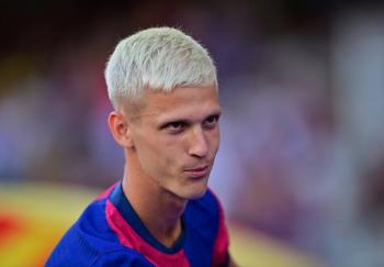 LaLiga borra a Dani Olmo de la plantilla del Barcelona