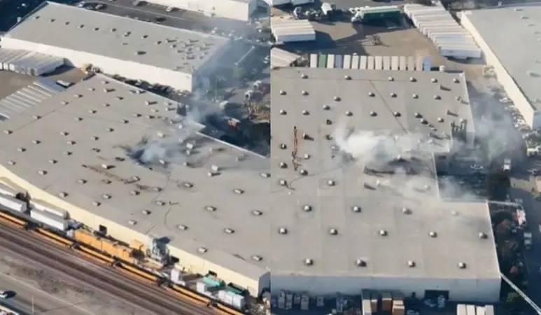 Avioneta se estrella contra almac&eacute;n en Fullerton, California