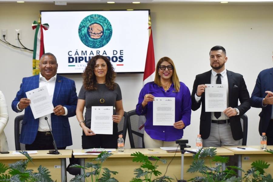 Firman SEP y UFCW acuerdo para la implementación del Programa de Certificación para migrantes en Canadá