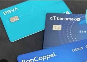 Moreira va por exentar de comisiones bancarias a adultos mayores