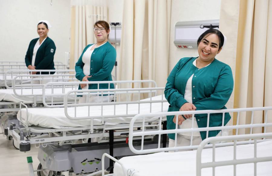 Día de la enfermera en México : Reconocimiento a una labor fundamental de la Salud