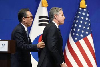 El l&iacute;der norcoreano dice que su nuevo sistema de misiles hipers&oacute;nicos puede disuadir a sus 