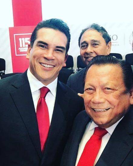 Exhiben esquema de corrupción de los Mañé en el Infonavit