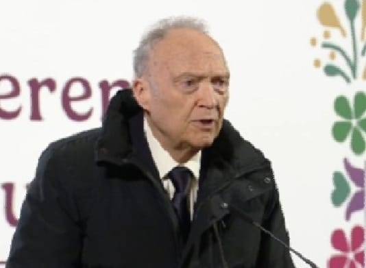 Fuerza de c&aacute;rteles delictivos est&aacute; en armas traficadas desde EU, 74%: Gertz Manero
