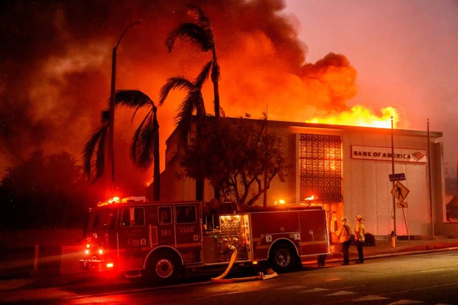 Sheinbaum confirma que México enviará brigada para combatir incendios en Los Ángeles