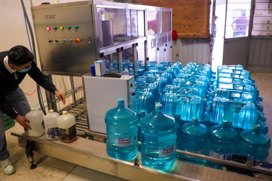 Agua Bienestar beneficia a habitantes de 9 alcaldías con agua potable a bajo costo