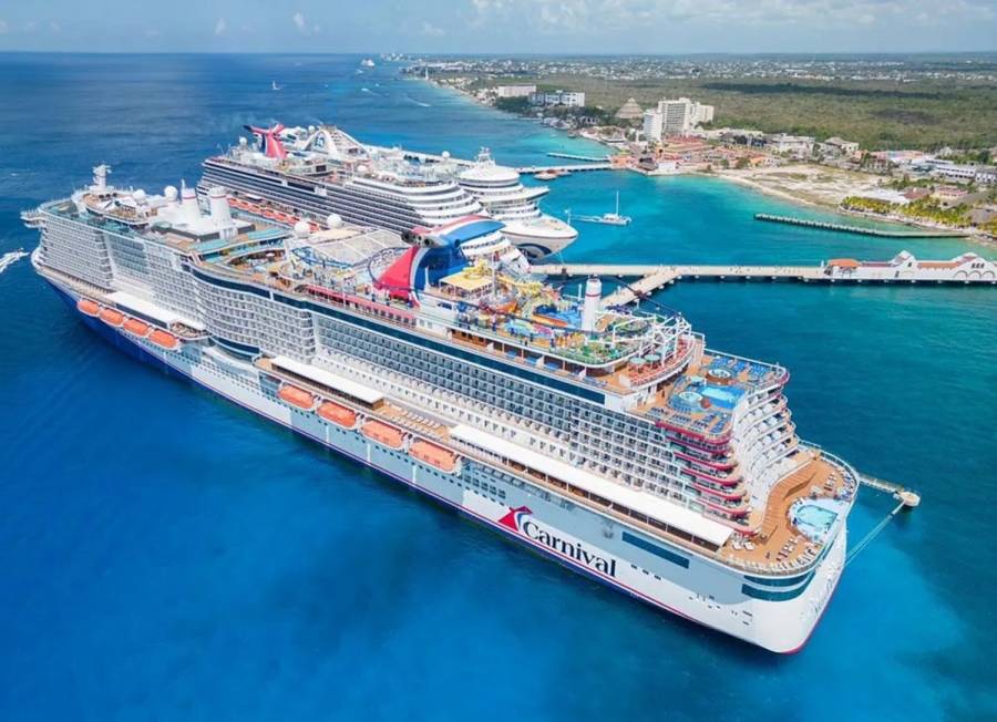 Plantean que exención del pago de impuestos a turistas en cruceros se aplique durante todo el 2025