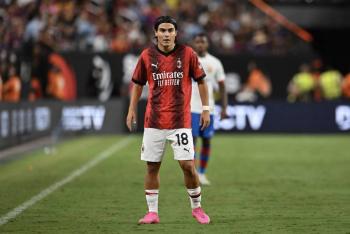 Luka Romero y AC Mil&aacute;n rechazan a las Chivas