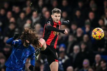 Inglaterra: Liverpool colgado por Nottingham, delf&iacute;n y bestia negra