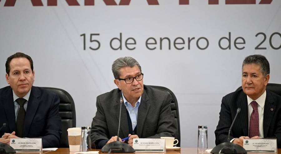 Monreal llama a cerrar filas con Sheinbaum