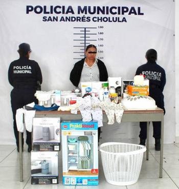 Detiene Polic&iacute;a de San Andr&eacute;s Cholula a presunta responsable de robo a comercio