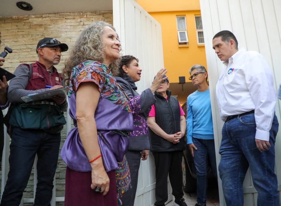 Clara Brugada lidera la 11a Jornada de Gobierno Casa por Casa en la colonia Portales