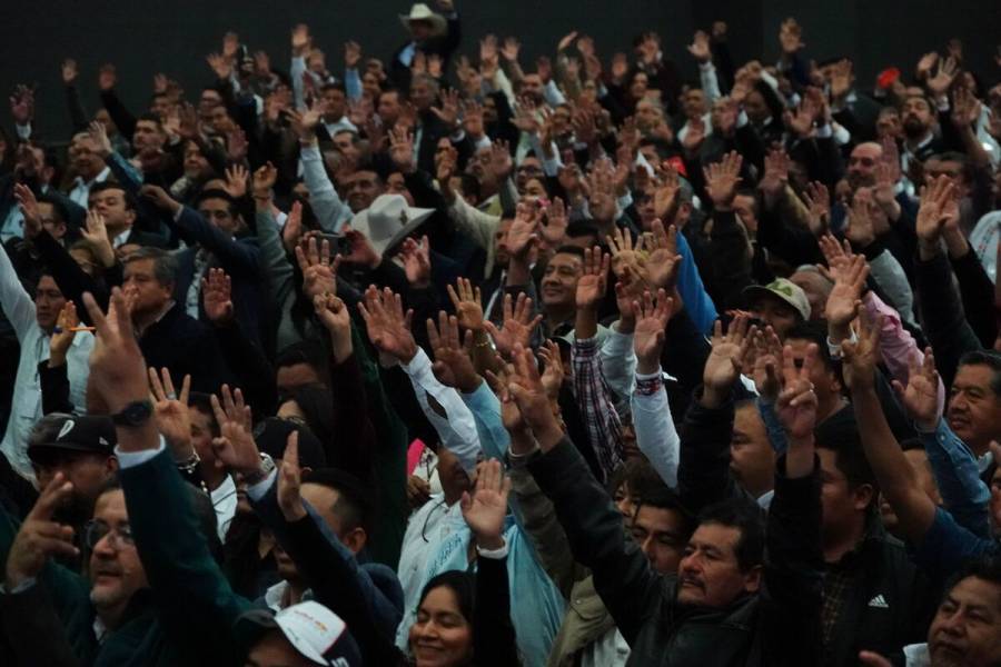 Gobernadores de oposición y alcaldes cierran fila con Sheinbaum a cuatro días de la llegada de Trump: “es tiempo de tener solamente tres colores: verde, blanco y rojo”