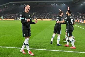 Darwin N&uacute;&ntilde;ez salva a un Liverpool que se aleja del Arsenal
