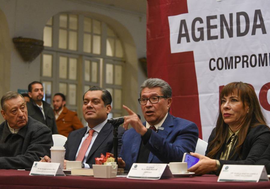 Diputados modificarían Constitución para que EU no pueda ingresar con militares a territorio nacional: Monreal