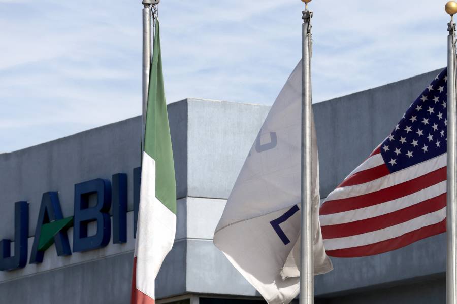 Trump reorganiza el Departamento de Justicia al que acusa de 