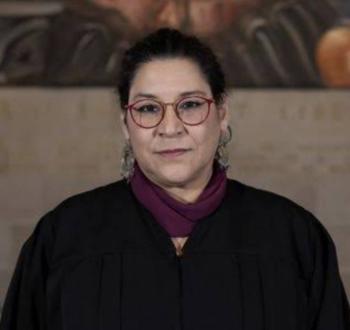 Ministra Batres urge a SCJN a recortar privilegios para proteger prestaciones laborales