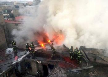 Fuerte incendio en bodega de llantas en Tl&aacute;huac fue Controlado sin reporte de lesionados