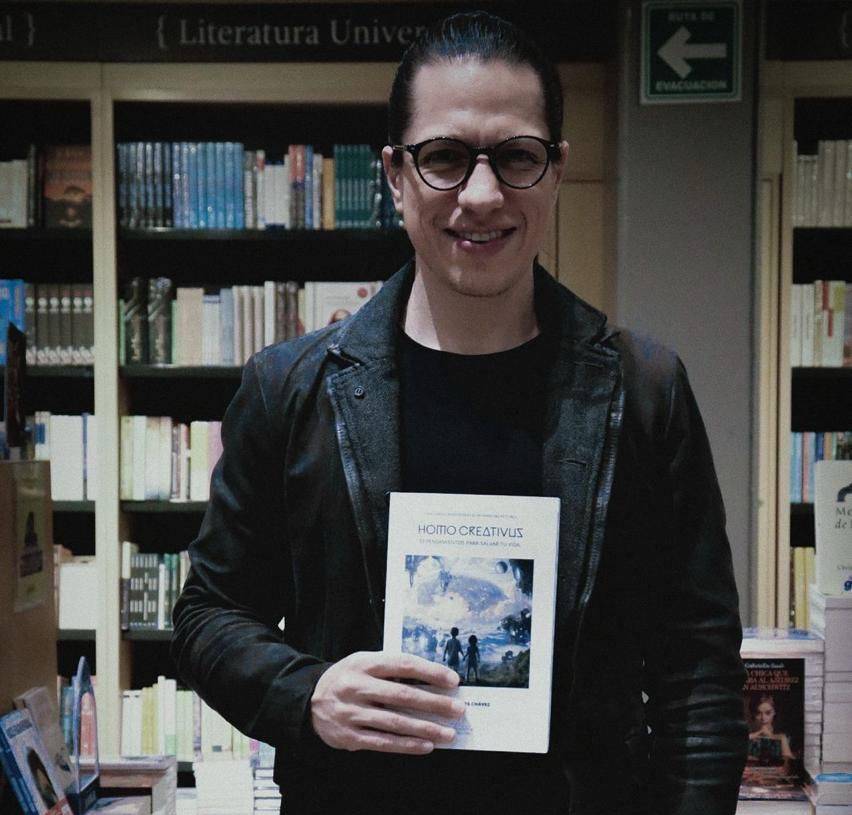 Juan Carlos Chávez presenta 