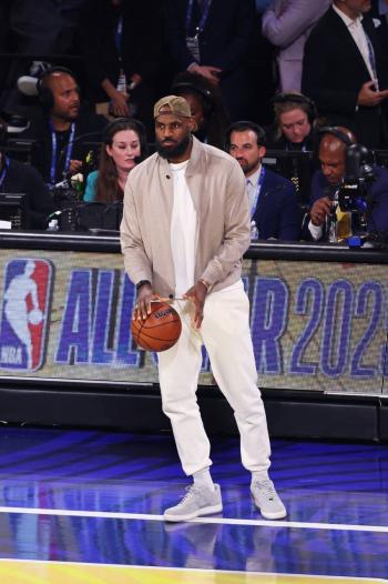 Lebron james anuncia que no participar&aacute; en el juego de las Estrellas