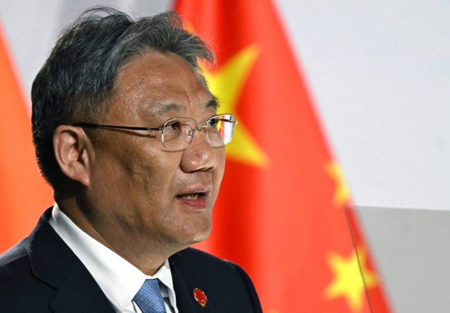 China expresa su descontento por nuevos aranceles de EEUU y busca diálogo