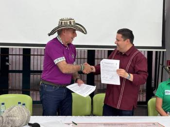 Alcalde de Milpa Alta firma convenio con SENA en Colombia para certificar a m&aacute;s de 20 mil agricultores