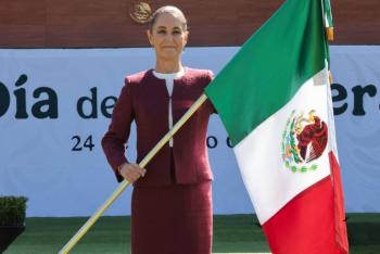 En el D&iacute;a de la Bandera, Sheinbaum enfatiza prisi&oacute;n preventiva oficiosa y pena mayor a extranjero que viole soberan&iacute;a nacional