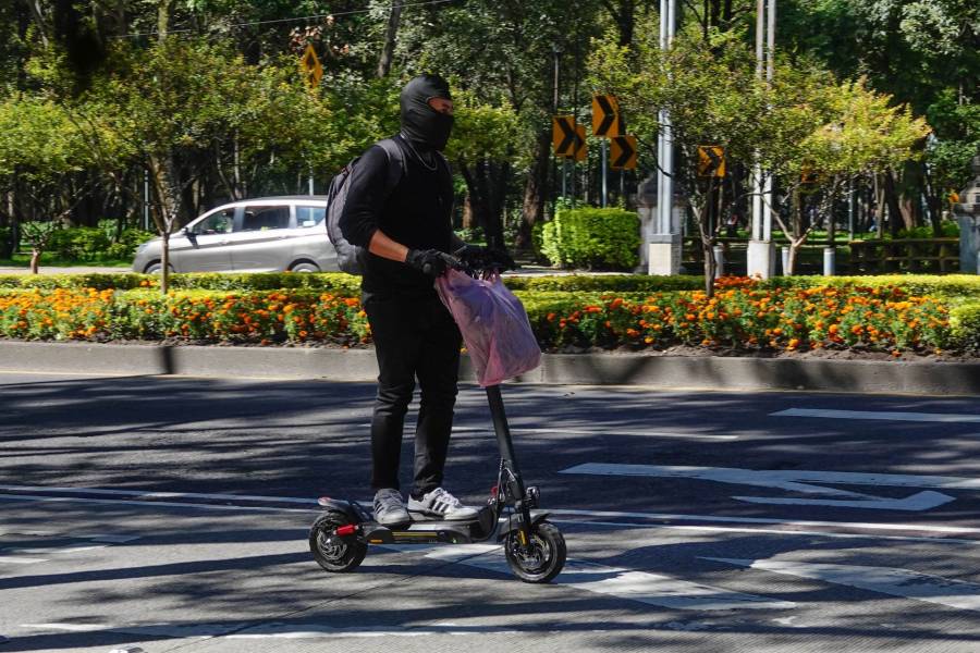 CDMX busca regular bicicletas eléctricas y scooters en ciclovías