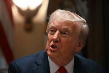 Trump dice que los aranceles a M&eacute;xico y Canad&aacute; se aplicar&aacute;n el 2 de abril