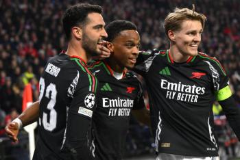 Arsenal aplasta 7-1 al PSV en Pa&iacute;ses Bajos y encamina pase a cuartos de Champions