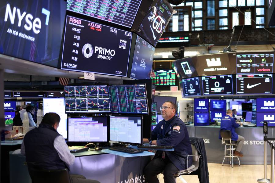 Wall Street repunta gracias a exención de aranceles a automóviles en EEUU
