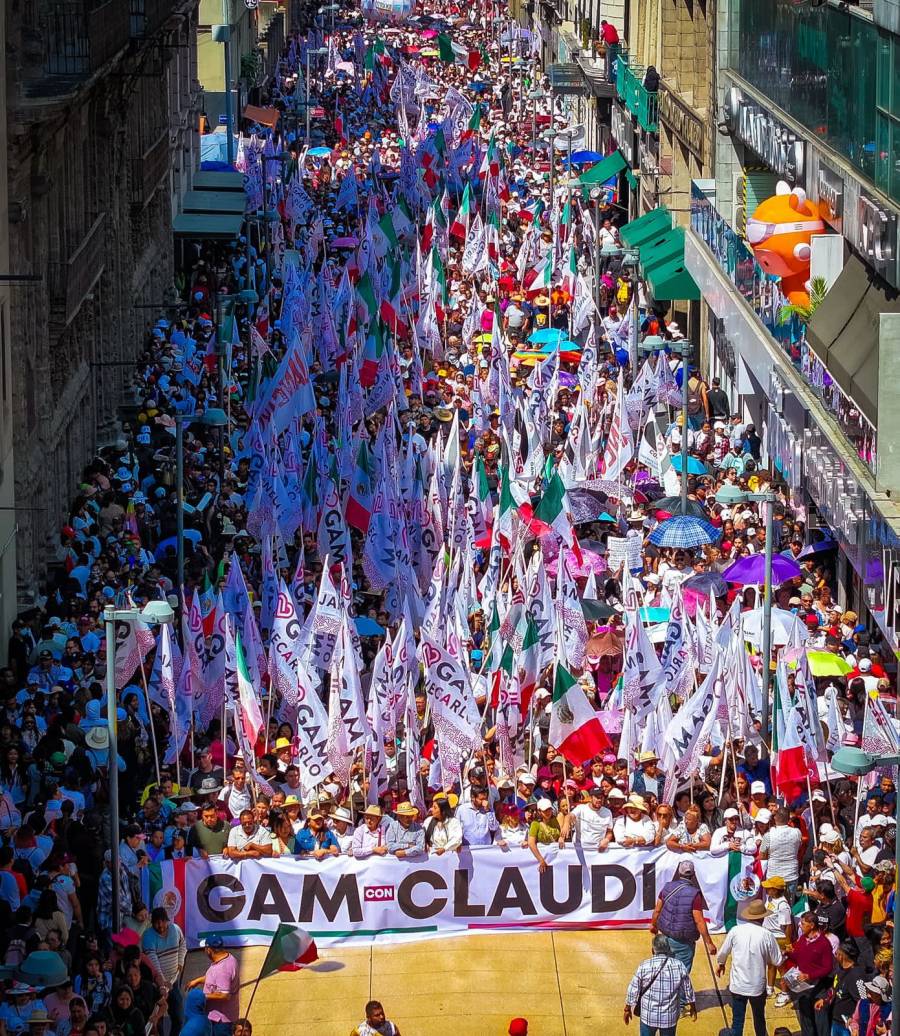 M&aacute;s de 25 mil maderenses respaldan a Claudia Sheinbaum en el Z&oacute;calo