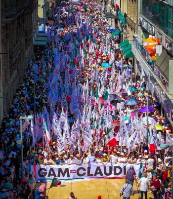 M&aacute;s de 25 mil maderenses respaldan a Claudia Sheinbaum en el Z&oacute;calo
