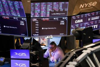 Wall Street sufre ca&iacute;da &ntilde;or temores sobre econom&iacute;a de EEUU y declaraciones de Trump
