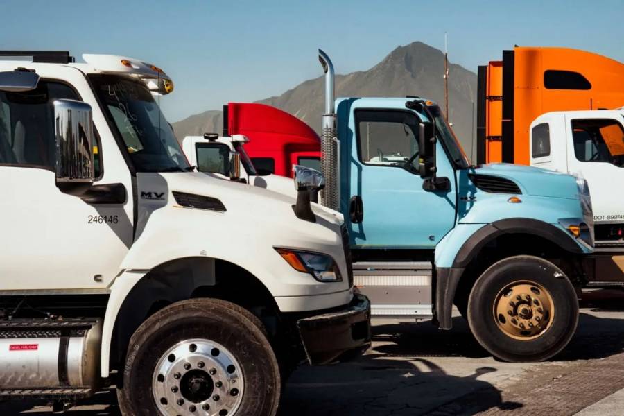 Venta de vehículos pesados cae en México