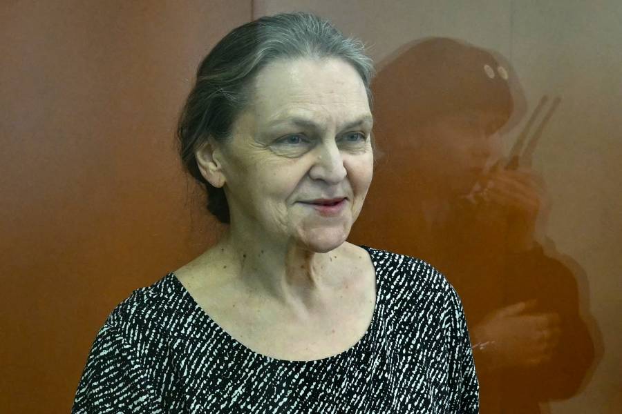 Rusia libera a una periodista condenada por 