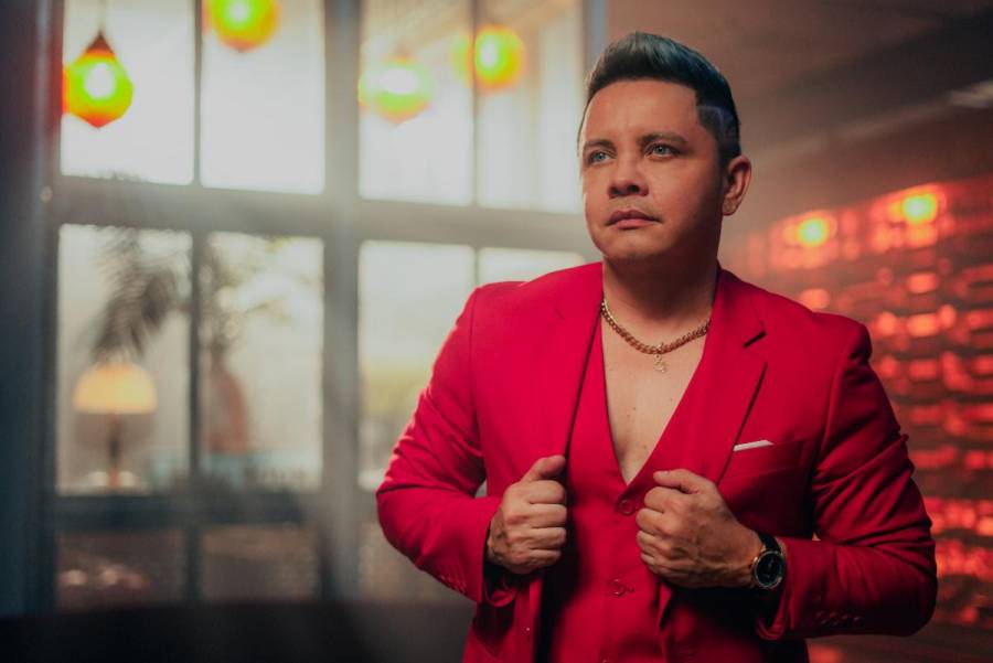 Richard González reafirma su estilo romántico y versátil con nuevo tema 