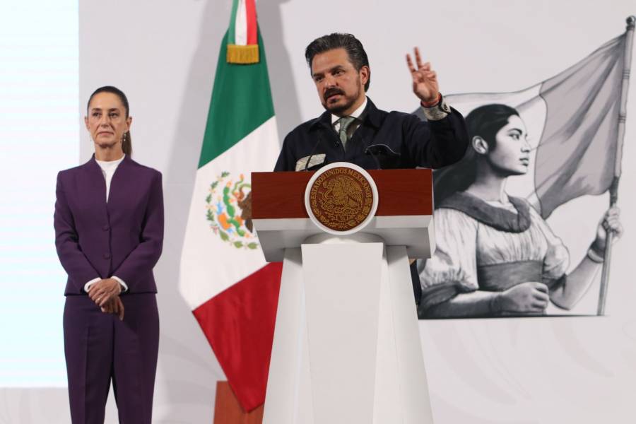Sheinbaum desmiente salida de Zoé Robledo del IMSS