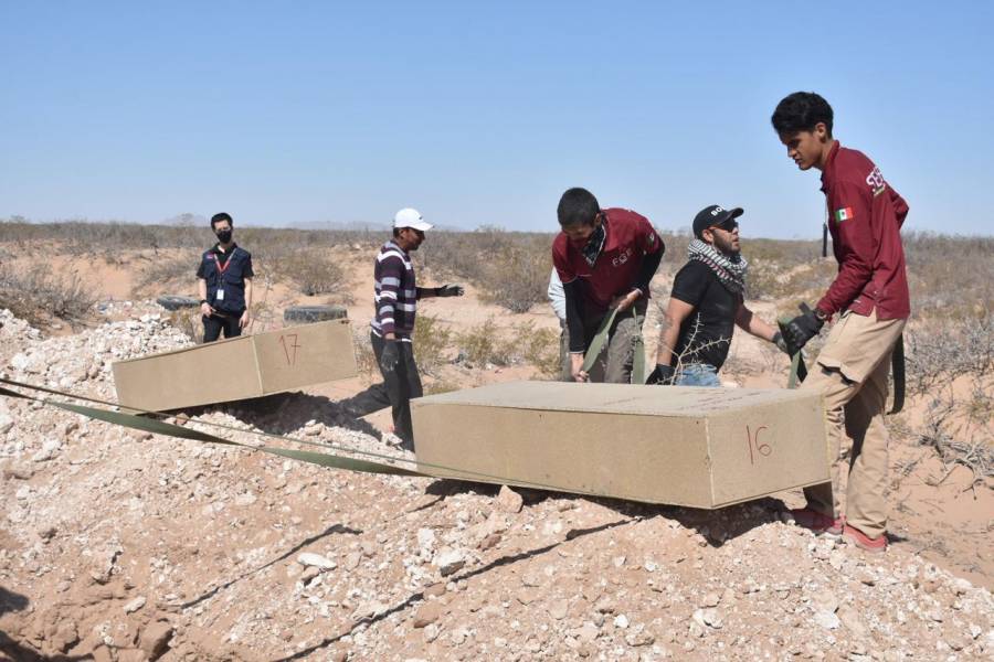 Fiscalía de Chihuahua inhuma 56 cuerpos no identificados en Ciudad Juárez