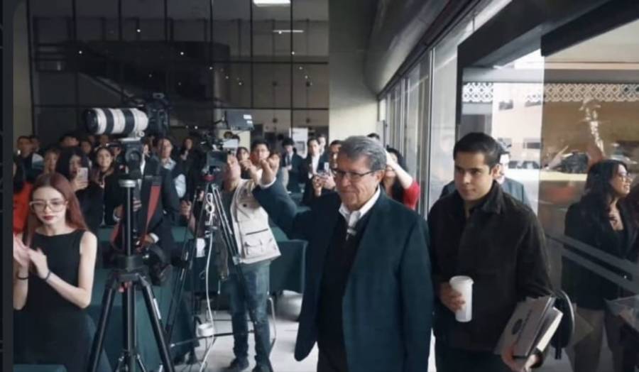 Ricardo Monreal inaugura seminario “J&oacute;venes Legislando 2025” en la C&aacute;mara de Diputados