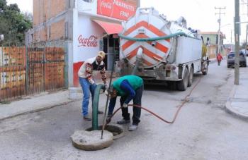 Villa de Pozos intensifica esfuerzos para resolver problemas de drenaje con programa de desazolve