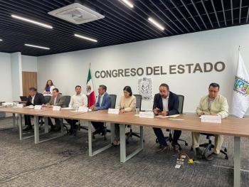 Convoca Comisi&oacute;n Permanente a sesi&oacute;n extraordinaria de la LXII Legislatura