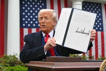 Trump impone aranceles rec&iacute;procos a m&aacute;s de 50 pa&iacute;ses en el 