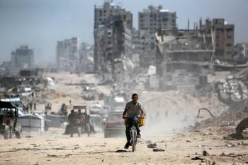 Israel muerde Gaza y acent&uacute;a la presi&oacute;n sobre Ham&aacute;s para recuperar las v&iacute;ctimas