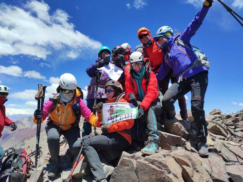Ecozine presenta fuera de concurso “Aconcagua en femenino”, una visión integradora de la mujer en el medio ambiente