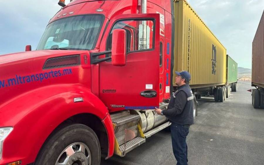 Autotransporte de carga, federal y privado, tendrá horarios restringidos en Semana Santa