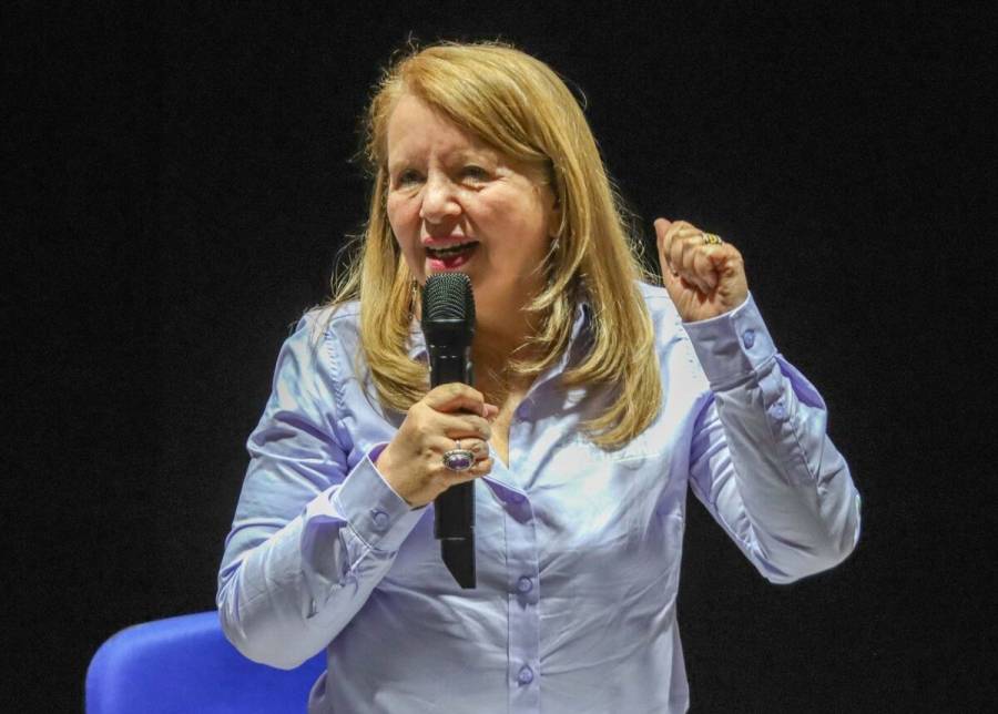 INE exige a Loretta Ortiz y al SME eliminar publicaciones por violar equidad electoral