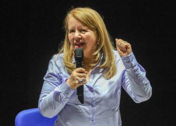 INE exige a Loretta Ortiz y al SME eliminar publicaciones por violar equidad electoral