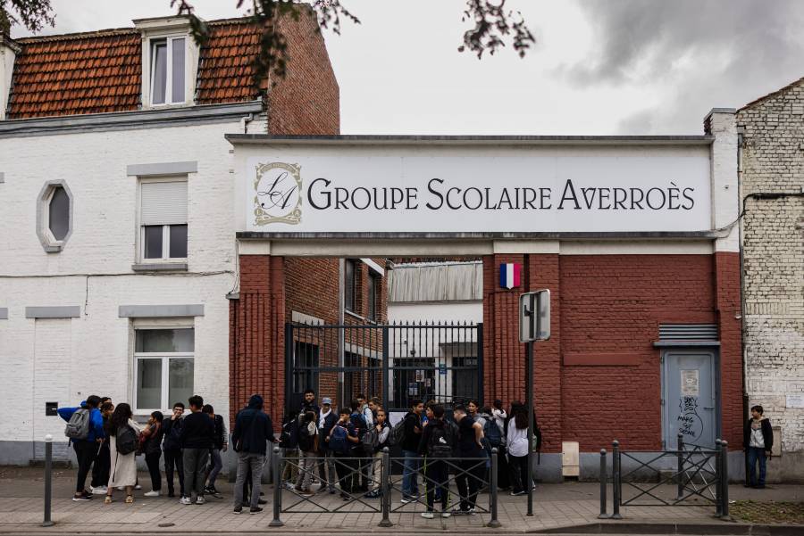 Macron va lancer una convención ciudadana sobre los tiempos de vacaciones y las horas escolares